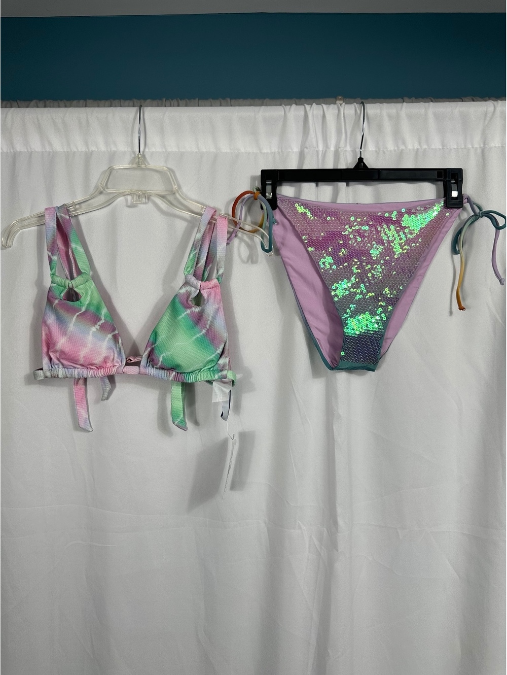 Isabella Rose Large Bikini Top, Gianni Bini Sequin Bottom Size XL